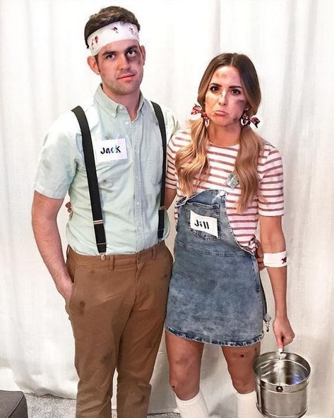 Sugar & Cloth: DIY Halloween Costumes for Couples. See all the couples costume ideas here! #costumes #couples #halloween #diy #adults #women #men Easy Diy Couples Costumes, Work Costumes, Last Minute Diy Costumes, Diy Fantasia, Easy Couples Costumes, Couples Costumes Creative, Meme Costume, Halloween Costumes Diy Couples, Halloween Parejas