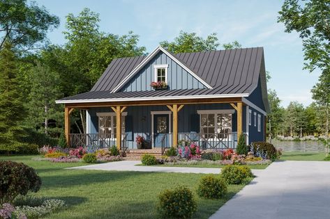 Small Farmhouse Exterior One Story, Small Walkout Basement House Plans, Cute Farmhouse Exterior, Narrow Basement Layout, Ranch House Plans With Basement, Ranch With Walkout Basement, Walkout Basement House Plans, Casita Plans, Farmhouse Houseplans