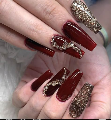 Maroon Nail Designs, Burgundy Acrylic, Burgundy Acrylic Nails, Quinceanera Nails, Copper Nails, Long Nail Art, Maroon Nails, Bridal Nail Art, Sassy Nails