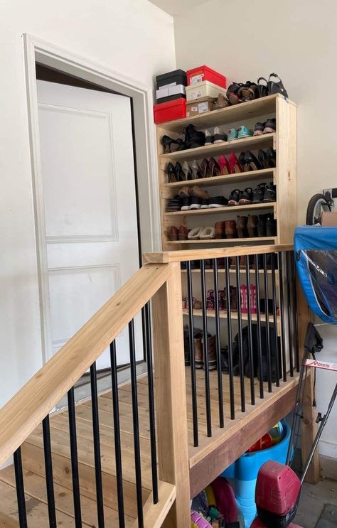 Garage Steps, Diy Garage Mudroom, Diy Garage Door Makeover, Garage Storage Diy, Garage Stairs, Diy Garage Cabinets, Garage Entryway, Shelves Garage, Diy Garage Work Bench