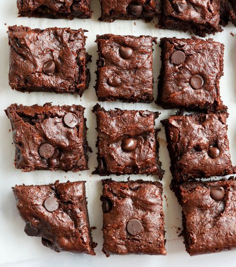 Sweet Potato Brownie Recipe, Whole Wheat Brownies, Low Calorie Brownies, Sweet Potato Smoothie, Almond Flour Brownies, Potato Brownies, Sugar Free Brownies, Sweet Potato Muffins, Sweet Potato Brownies