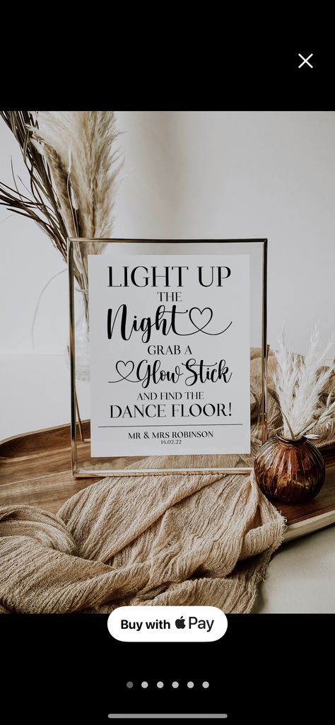 Wedding Glow Sticks Dance Floors, Wedding Glow Sticks, Sweet Table Wedding, Dance Floors, Kids Table, Glow Sticks, Kids Corner, Sweet Table, Dance Floor