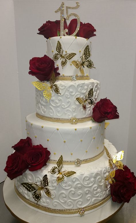 Red Quinceanera Theme, Cakes Quinceanera, Red Quince Theme, Red And Gold Quince, Red Quinceanera Ideas, Quinceanera Red, Quince Cakes, Sweet 15 Party Ideas Quinceanera, Quince Cake