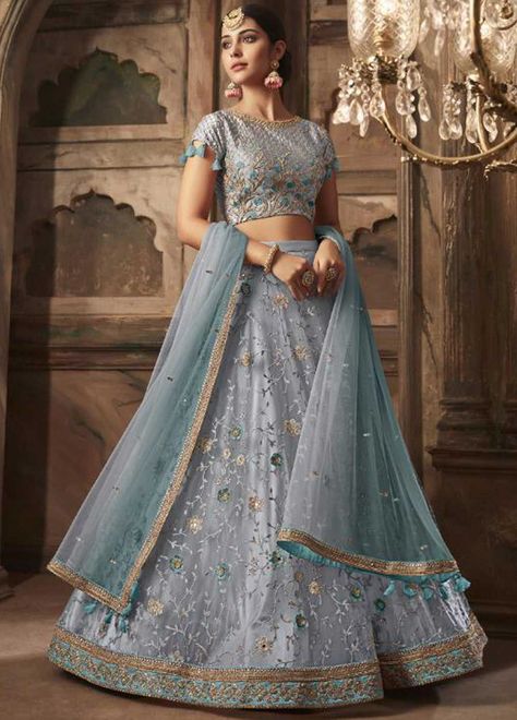 Grey Lehenga Color Combos, Bridal Net Blouse Designs, Contrast Lehenga Color Combos, Contrast Lehenga, Lehenga Color Combos, Gray Lehenga, Grey Lehenga, Jewellery Makeup, Net Lehenga Choli