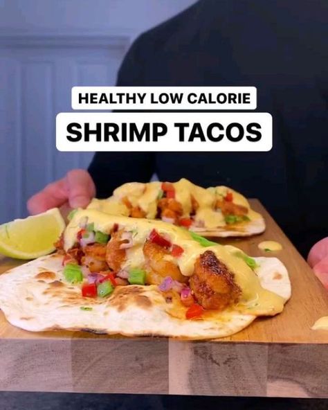 Clean Eating Guide on Instagram: "1️⃣ or 2️⃣? Which #recipe by @jalalsamfit would you try?👇 1�️⃣ Healthy Low Calorie Shrimp Tacos! 233 calories per taco - 25g protein / 19g carbs / 6.5g fat Another delicious and super easy meal that is perfect for weight loss. You don’t have to eat boring foods to lose weight! These are absolutely incredible and bursting with flavor, you have to try them! That yellow mango sauce is such a game changer, with a perfect sweet, spicy and tangy taste For the shrimp Low Calorie Shrimp Tacos, Yellow Mango, Mango Sauce, Healthy Low Calorie, Sunday Dinners, Sides Recipes, Potato Sides, Pescatarian Recipes, Shrimp Tacos