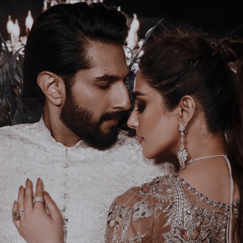 Bilal Ashraf, Marriage Pic, Couple Aesthetics, Pakistani Beauty, Royal Indian, Indian Couple, Silver Jewelry Accessories, Maya Ali, Couple Pic