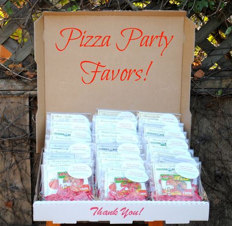 Third Birthday Pizza Party, Pizza Party Baby Shower Ideas, Pizza Party Activities, Italy Birthday, Pizza Party Themes, Pizza Party Favors, Pizza Party Decorations, Kids Pizza Party, Pizza Party Birthday