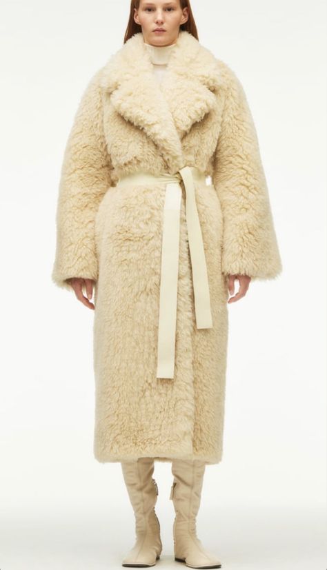 Ashley And Mary Kate Olsen, Oversized Fur Coat, Women Fur Coat, Zara Faux Fur Coat, Faux Fur Long Coat, Coat Styling, Soft Wool Sweater, Zara 2022, Fur Long Coat