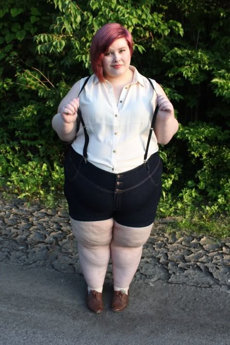 afatfox:in addition to this being an outfit post I wanted to... Slim Calves, Kids Clothes Patterns, Chubby Fashion, Outfit Posts, Body Positivity, High Waisted Shorts, Clothing Patterns, Drawing Reference, In Addition