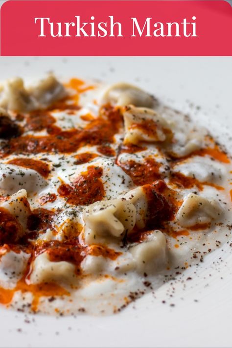 Small dumplings filled with meat filling and cooked in boiling water that is served with garlic yogurt and tomato butter sauce. Turkish Meat Recipes, Food Turkish, Turkish Pasta, Turkish Recipes Videos, Turkish Dumplings, Manti Dumplings, Turkish Dinner Recipes, Turkish Dishes, Turkish Recipes Traditional