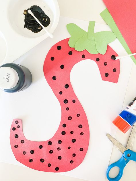 15 FUN Letter S Crafts and Activities - ABCDee Learning S Art For Preschool, Preschool E Crafts, S Preschool Crafts, S Crafts For Preschoolers, Letter S Activities For Preschoolers, S Crafts For Toddlers, S Is For Craft Preschool, Abc Activities Preschool Crafts, Letter S Craft Preschool