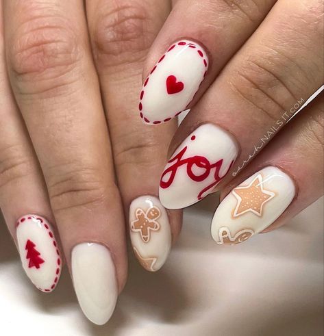 White Christmas Nails, Christmas Nails Easy, Christmas Gel Nails, Short Almond, Summery Nails, Casual Nails, Christmas Nails Acrylic, Oval Nails, Iphone Camera