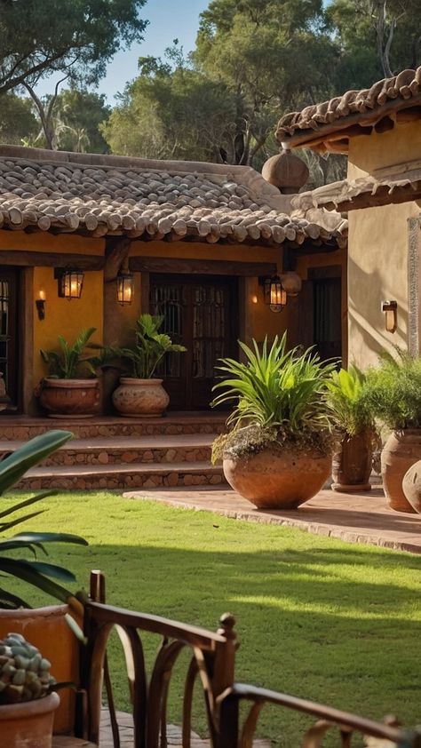 Create Magic: 15 Modern Hacienda Style House Inspirations - Fads Simple Hacienda Style Homes, Mexican Houses Exterior Haciendas, Small Hacienda Style Homes, Modern Adobe House Exterior, Mexican House Aesthetic, Modern Spanish House Exterior, Hacienda Style House, Small Spanish House, Mexican House Exterior