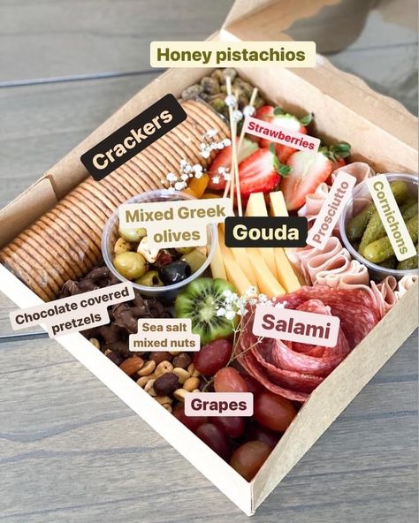 Picnic Grazing Box Ideas, Picnic Charcuterie Box Ideas, Box Charcuterie Ideas, Box Charcuterie Board Ideas, Antipasto Box Ideas, Diy Grazing Box Ideas, Lunch Charcuterie Box Ideas, Teacher Charcuterie Box Gift, Charcuterie Board Box To Go