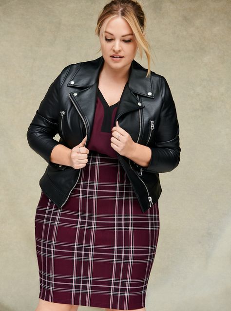 Torrid Outfits, Torrid Fashion, Plus Size Fall Outfit, Fall Attire, Plus Size Fall, Plus Size Style, Trendy Plus Size Clothing, Cool Fits, Curvy Girl Fashion