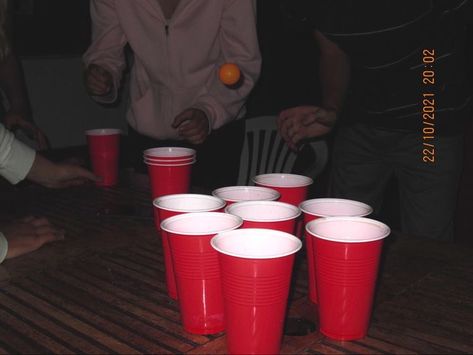 Beer Party Aesthetic, Beer Pong Aesthetic Party, Cup Pong Aesthetic, Red Cups Party Aesthetic, Weeknd Themed Party, College Halloween Party Aesthetic, Lake Party Aesthetic, Beer Pong Aesthetic, Party At Home Aesthetic