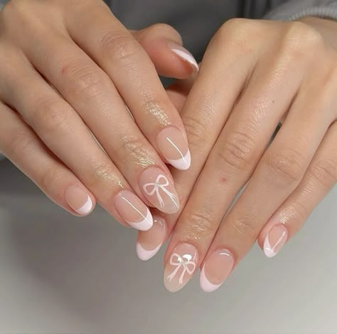 17 Birthday Nails Ideas, Nails Almond Pink, Classy Short Nail Designs, Girly Coquette Aesthetic, Hello Kitty Charms, Coquette Nail, Aesthetic Nail Art, Nails Coquette, Bow Nail Designs