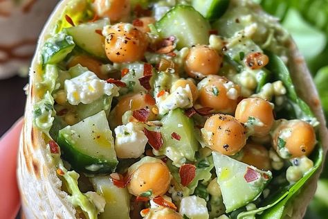 Chickpea Cucumber Feta Salad - recipestasteful Chickpea Cucumber Feta Salad, Chickpea Cucumber, Cucumber Feta Salad, Diet Recipes Easy, Feta Salad, Bariatric Recipes, Chickpea Salad, Healthy Kitchen, Mediterranean Diet Recipes