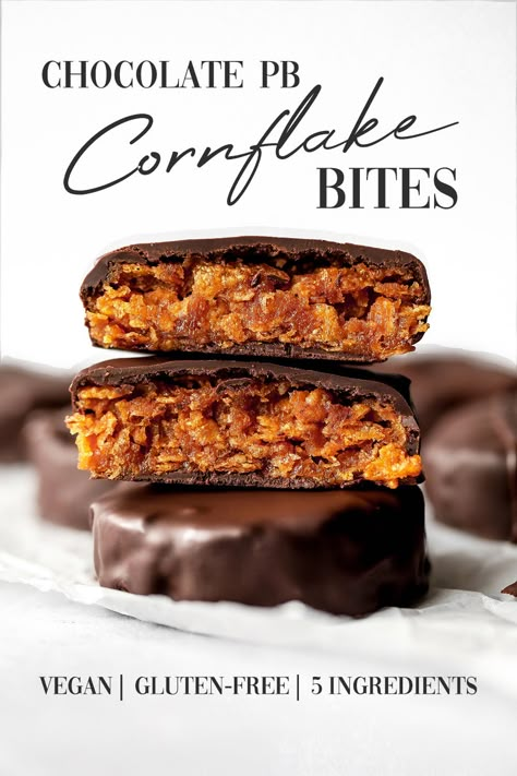 Chocolate Peanut Butter Cornflake Bites Cornflakes Chocolate, Halloween Candy Recipes, Twix Bars, Date Caramel, Vegan Candies, Green Planet, Peanut Butter Recipes, Homemade Candies, Vegan Treats