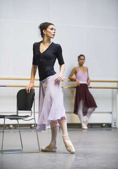 Natalia Osipova Rehearsal, Osipova Natalia, Ballet Rehearsal Outfit, A Month In The Country, Ballet Rehearsal, Ballet Fits, Natalia Osipova, Ballet Outfits, Ballet Images