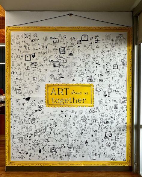 Collaborative Classroom Door, Collaborative Art Bulletin Boards, Fun School Bulletin Board Ideas, Doodle Bulletin Board, Large Collaborative Art Project, Post It Art Wall, Community Art Ideas, Doodle Art On Wall, Art Classroom Aesthetic