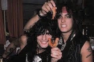 216 Likes, 6 Comments - 🎭 Tracie 🎭 (@mtlhead75) on Instagram: “Shrimp anyone? 🍤 #TommyLee #NikkiSixx #MotleyCrue #TerrorTwins” Nikki Sixx And Tommy Lee, Tommy And Nikki, Nikki And Tommy, Nikki Sixx Tommy Lee, Tommy Lee Motley Crue, Motley Crue Nikki Sixx, 80s Rockstars, Jim Morrison Movie, Rocker Boy