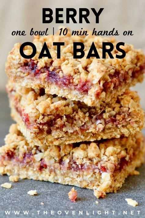 Berry Oat Bars, Oat Bars Healthy, Bars Healthy, Healthy Snack Bars, Dinner Vegetarian, Recipe Soup, Oat Bars, Soup Dinner, Healthy Sweets Recipes