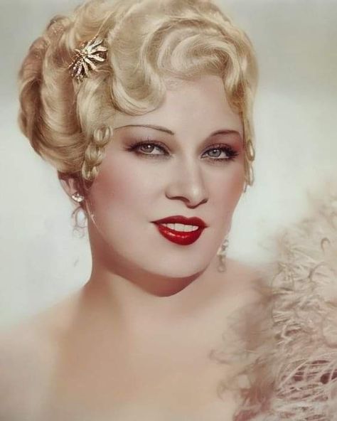 Fringe 2024, Vintage Starlets, May West, Mae West Movies, Classic Hollywood Glamour, Vintage Hollywood Glamour, Celebrity Skin, Mae West, Classic Actresses