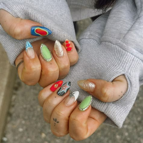 i said omg🥲🍀🍀🍀🍀🍀🍀 perfect for March #stpatricksday #greennails #greennails💚 #bownails | Instagram Tilly Joan Nails, Funky Nails Summer, Maxamilist Nails, Mismatch Nail Designs, Mismatched Nail Art, Funky Summer Nails, Mismatched Nails, Nails Only, Girls Nails