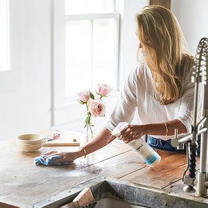 Home Chores Aesthetic, Household Chores Aesthetic, House Chores Aesthetic, Cleaning Home Aesthetic, Woman Cleaning House, Chores Aesthetic, Cleaning Photography, Home Decor Photoshoot, Household Aesthetic