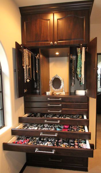 Pinterest Jewelry Closet, Organized Closet, Wall Closet, Dream Closets, Dressing Rooms, Custom Closets, Bedroom Closet, Master Closet, Organizer Storage