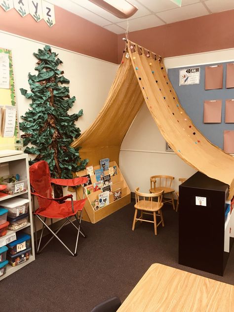 Reading Tent Classroom, Classroom Tent Reading Corners, Reading Den Classroom, Camp Out With A Good Book Reading Corner, Cozy Corner Kindergarten, Montessori Library Area, Classroom Tent Ideas, Reading Nook Kids Classroom, Reggio Reading Corner