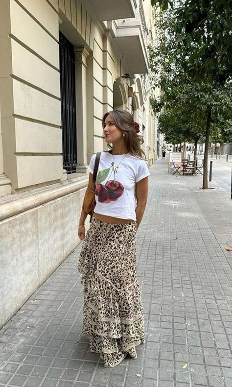 Valery Cruz's Amazon Page Fringe Outfit Aesthetic, Italy Street Style, Mode Inspo, Cute Everyday Outfits, Fashion Fits, Looks Style, Mode Inspiration, Favorite Products, Spring Summer Outfits