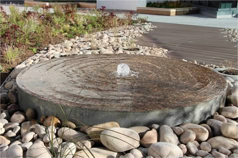 Water Lily Ponds, Pebble Fountain, Garden Fountain Ideas, Mill Stone, Outdoor Water Fountains, Backyard Fountain, Stone Water Features, Diy Solar Fountain, Roof Garden Design