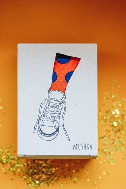 Sock Packing Ideas, Sock Box Packaging, Packing Socks Packaging Design, Sock Packaging Ideas, How To Pack Socks As A Gift, Socks Packaging Ideas, Packing Socks, Socks Design Ideas, Kids Package Design