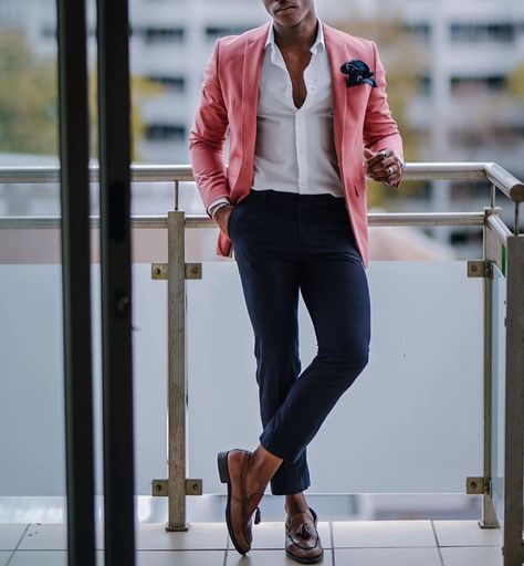 Blazer Rosa, Formal Attire For Men, Blazer Outfits Men, Gentleman Outfit, Rich Style, Classy Suits, Mens Fashion Blazer, Men Fashion Casual Shirts, Dress Suits For Men