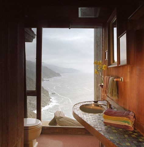 Big Sur California, Wild Bird, Design Del Prodotto, California Homes, Humble Abode, House Goals, New Energy, Pretty House, Casas De Ensueño