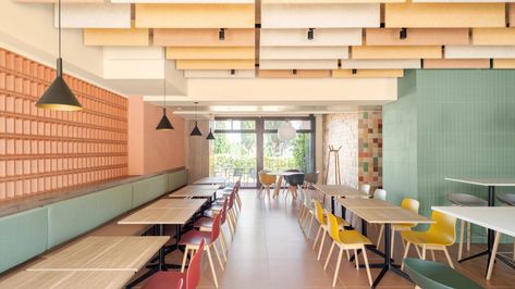 CASTELFALFI | COMPANY CANTEEN Canteen Design, Singapore School, Office Canteen, Soundproof Panels, 2023 Picture, Italy 2023, Foosball Table, Custom Benches, Circular Table