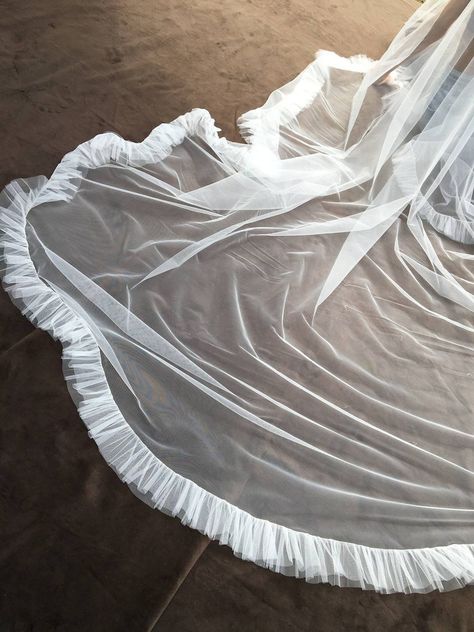 Ruffle Veil, Romantic Veil, Edgy Bridal, Short Veil, Tulle Veils, Bohemian Bridal, Bridal Veils, Wedding Prep, Bridal Inspo