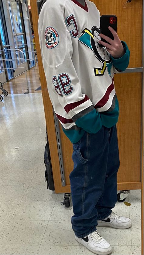 Mighty Ducks Jersey, Baseball Jersey Outfit, Jersey Outfits, Hockey Outfits, Jersey Fits, The Mighty Ducks, Football Jersey Outfit, Jersey Fashion, Hockey Clothes