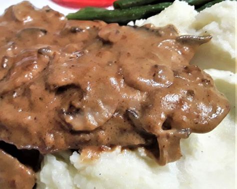 Moose Steak, Shoulder Steak Recipes, Steak With Mushroom Sauce, Moose Recipes, Moose Meat, Mushroom Sauce Steak, Rib Eye Recipes, Monochromatic Minimalist, Round Steak Recipes