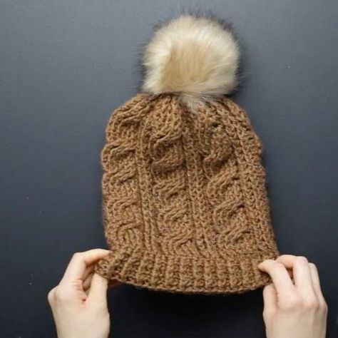 Cute Beanies, I Pick, Crochet Basics, Fur Pom Pom, Music Is, Working On Myself, Knitted Hats, Washing Machine, Knitting Patterns