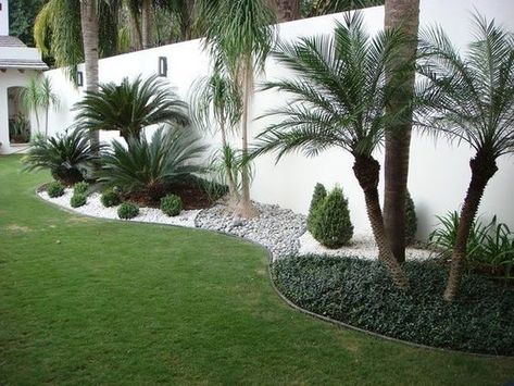 Gardening Backyard, Florida Landscaping, Yard Landscaping Simple, Backyard Gardening, Cozy Backyard, Easy Landscaping, Attic Renovation, Landscape Concept, Landscape Design Plans