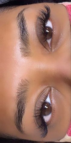 Natural Looking Lash Extensions Black Women, Natural Eyelash Extensions Black Women, Classic Lash Extensions Black Women, Pretty Lashes Natural, Natural Lash Extensions Black Women, Long Wispy Eyelash Extensions, Whispy Lashes Extensions, Kylie Jenner Lash Extensions, Hybrid Lash Extensions Styles Wispy