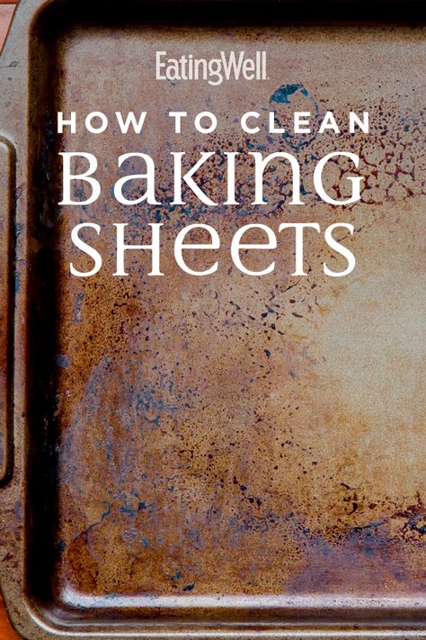 Clean Baking Sheets, Clean Cookie Sheets, Cleaning Pans, Cleaning Baking Sheets, Clean Baking Pans, Clean Baking, Homemade Cleaning Solutions, Household Cleaning Tips, Cooking Basics