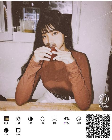 efek foodie | Pengeditan fotografi, Kiat foto, Trik fotografi . #Aesthetic_Effects_For_Photos #Vintage_Foodie_Code #Vintage_Foodie_Filter #Foodie_Photo_Edit Vintage Foodie Code, Aesthetic Effects For Photos, Vintage Foodie Filter, Aesthetic Foodie Filter, Foodie Photo Edit, Foodie App Filter Code, Foodie Polaroid Filter, Foodie Preset Qr Code, Foodie Qr Code Filter