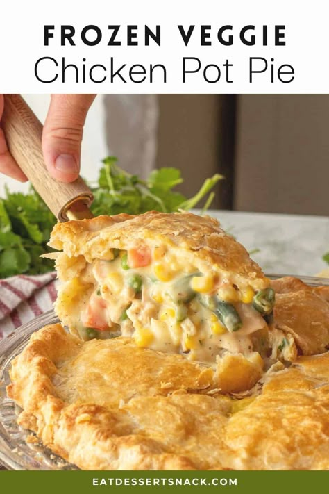 This is a creamy Chicken Pot Pie with frozen veggies, a quick chicken gravy with cream of chicken soup, and an easy flaky pie crust! It's a family size chicken pot pie that's ready in 45 minutes! Gluten Free Pot Pie Recipe, Veggie Pot Pie Recipe, Gf Entrees, Gluten Free Pot Pie, Vegetable Pot Pie, Veggie Pot Pie, Vegetarian Pot Pie, Vegan Pot Pies, Vegetable Pot Pies