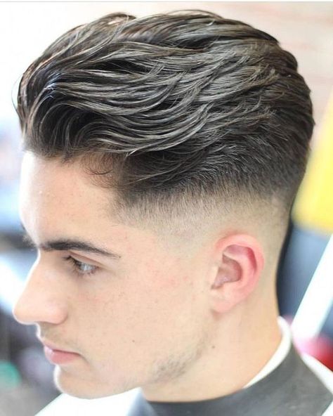 Clean Cut Haircut, Combed Back Hair, Mid Fade Haircut, メンズヘア ショート, Drop Fade Haircut, Drop Fade, Bahasa Jepun, Gents Hair Style, Mens Hairstyles Medium