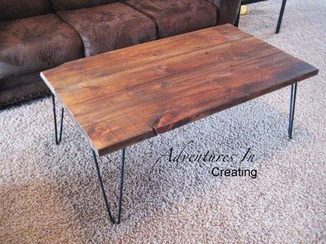 Reclaimed Wood Coffee Table with Hairpin Legs Wood Coffee Table Diy, Funky Coffee Tables, Wooden Pallet Coffee Table, Coffee Table Alternatives, Refurbished Table, Hairpin Leg Coffee Table, Hairpin Coffee Table, Pallet Coffee Tables, Pallet Wood Coffee Table