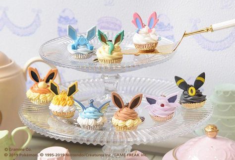 Pokemon Sweets, Pokemon Snacks, Pokemon Food, Cupcake Cream, Pokémon Birthday, Asian Candy, Cupcake Charms, Oc Pokemon, Pokemon Birthday Party